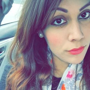 Meet your Posher, Delmy